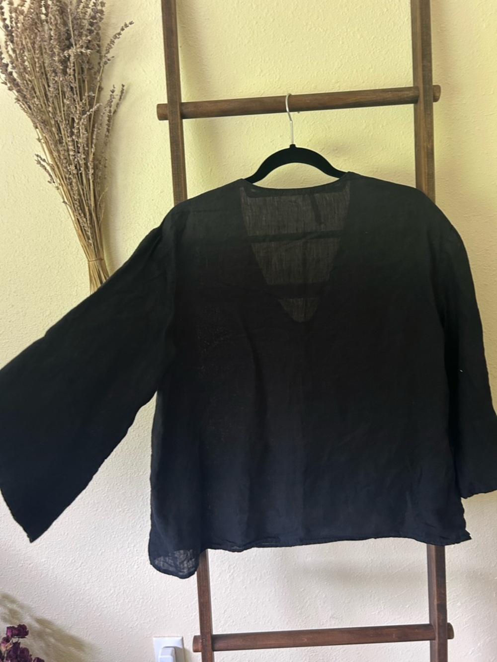 Relaxed Black Linen V-Neck Tunic - Picture 2 of 6